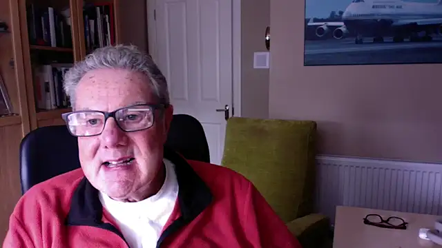 Snapshot of Oldpistolpete chatting on February 2025 12:48:02 PM Oldpistolpete online show from February 2025 12:48:02 PM