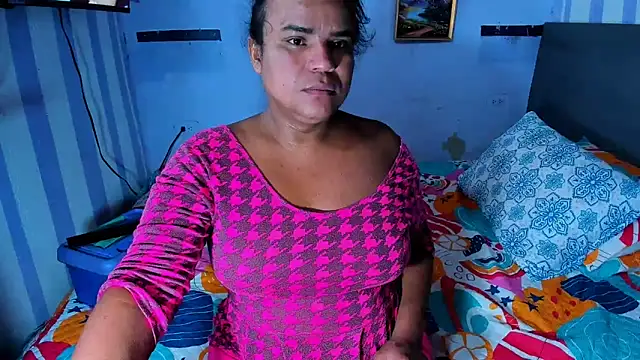 Snapshot of luciana_osorno chatting on February 2025 10:50:01 PM luciana osorno online show from February 2025 10:50:01 PM