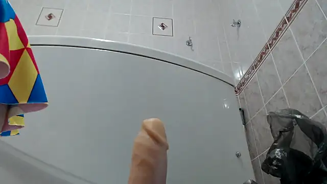 Snapshot of Crazy_team_ chatting on January 2025 02:43:02 AM Crazy team online show from January 2025 02:43:02 AM