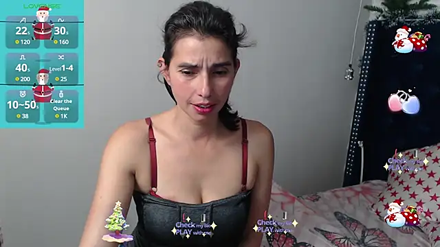 Snapshot of Eva-Williams chatting on December 2024 08:58:02 PM Eva-Williams online show from December 2024 08:58:02 PM