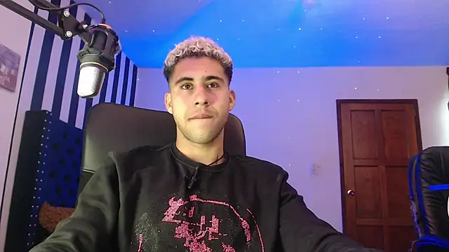 Daiki Jack online show from December 2024 08:18:01 PM