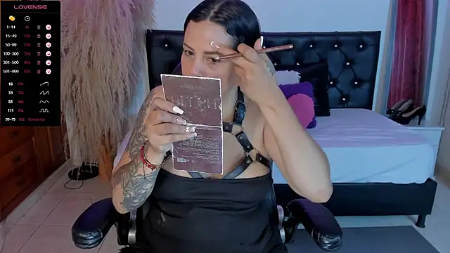 Snapshot of Bianka_olivetto021 chatting on January 2025 09:20:02 PM Bianka olivetto021 online show from January 2025 09:20:02 PM