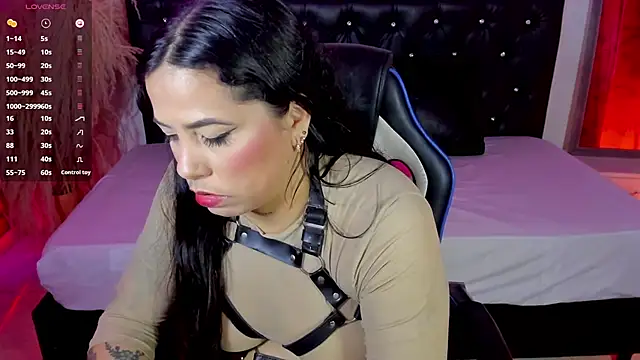 Snapshot of Bianka_olivetto021 chatting on February 2025 07:06:01 AM Bianka olivetto021 online show from February 2025 07:06:01 AM