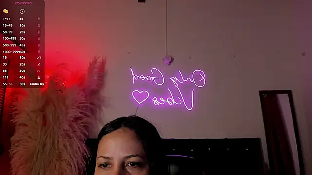 Snapshot of Bianka_olivetto021 chatting on February 2025 10:31:02 PM Bianka olivetto021 online show from February 2025 10:31:02 PM