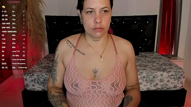 Snapshot of Bianka_olivetto021 chatting on March 2025 12:37:02 AM Bianka olivetto021 online show from March 2025 12:37:02 AM