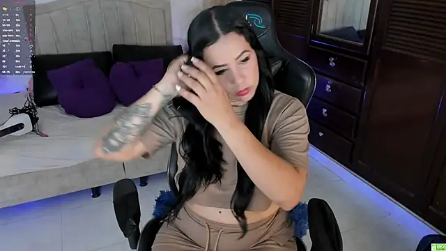 Bianka olivetto021 online show from December 2025 02:39:01 AM