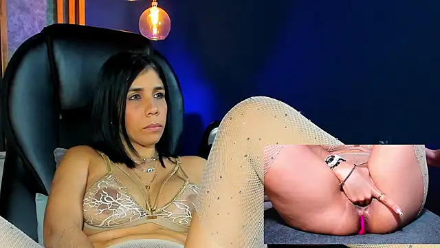 Snapshot of shanelhot chatting on January 2025 12:50:01 AM shanelhot online show from January 2025 12:50:01 AM