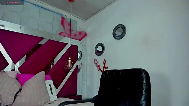 Penelope Tits online show from December 2024 10:09:02 PM