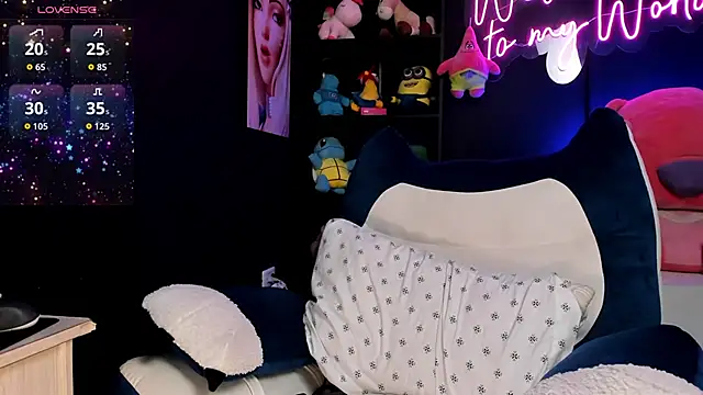 stelleknox  online show from March 2026 10:22:01 PM