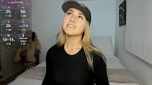 sophi mooreno online show from September 2025 02:27:02 AM