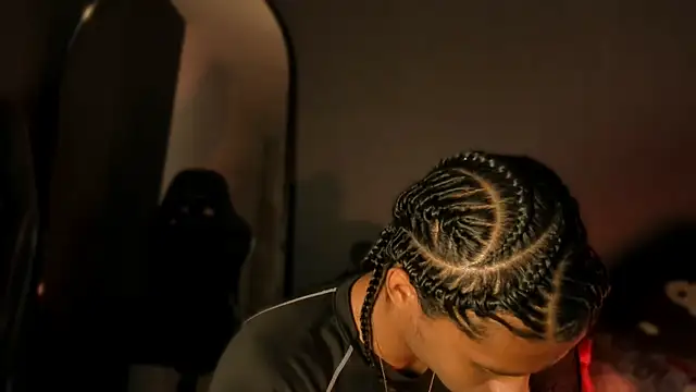 Snapshot of Lucas_eevans chatting on February 2026 01:10:02 AM Lucas eevans online show from February 2026 01:10:02 AM