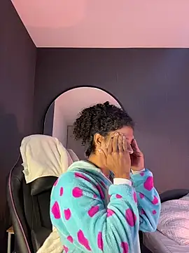 Snapshot of Lucas_eevans chatting on March 2026 12:44:02 PM Lucas eevans online show from March 2026 12:44:02 PM