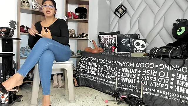 MirandaHaguen online show from June 2026 08:57:02 PM