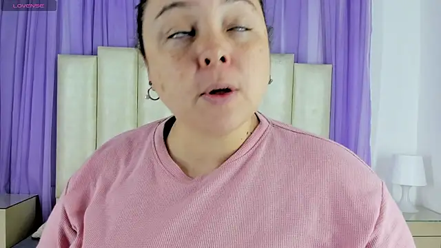 mollieblue69 online show from December 2024 12:27:01 PM