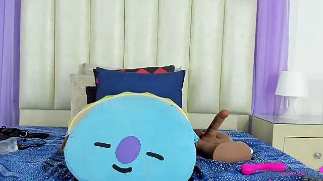 mollieblue69 online show from December 2024 03:24:02 PM