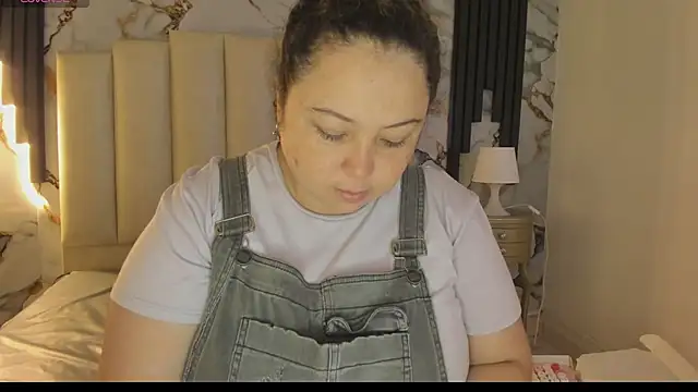 mollieblue69 online show from April 2026 12:47:01 PM