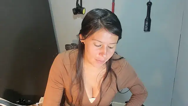 sandyquinnxx online show from March 2026 04:57:01 PM