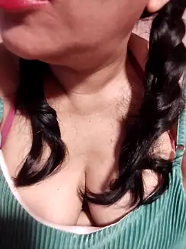 Snapshot of tharu_sweet chatting on March 2026 06:06:01 AM tharu sweet online show from March 2026 06:06:01 AM