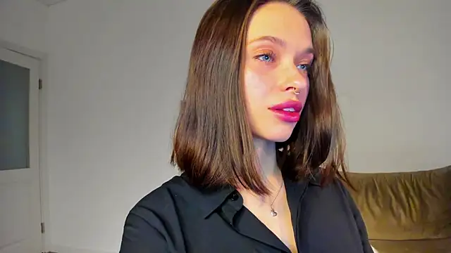 Snapshot of Kossie_ chatting on November 2025 08:30:01 PM Kossie online show from November 2025 08:30:01 PM