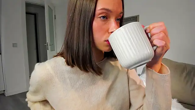 Snapshot of Kossie_ chatting on November 2025 11:29:01 PM Kossie online show from November 2025 11:29:01 PM