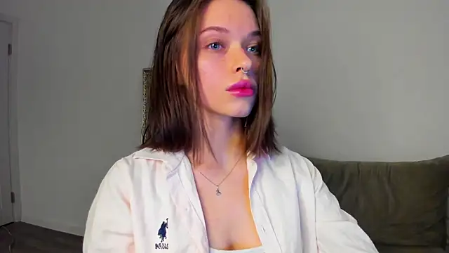 Snapshot of Kossie_ chatting on November 2025 11:42:02 PM Kossie online show from November 2025 11:42:02 PM