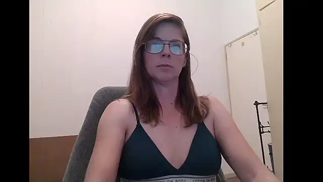 SavannaGirly online show from April 2026 08:56:01 AM