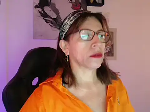 Chayla Ruiz online show from February 2025 01:41:01 PM