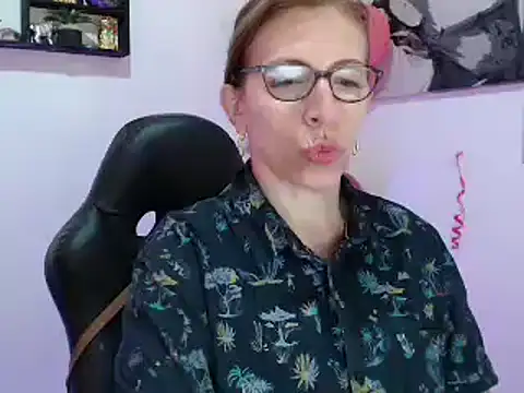 Chayla Ruiz online show from February 2025 04:26:01 PM