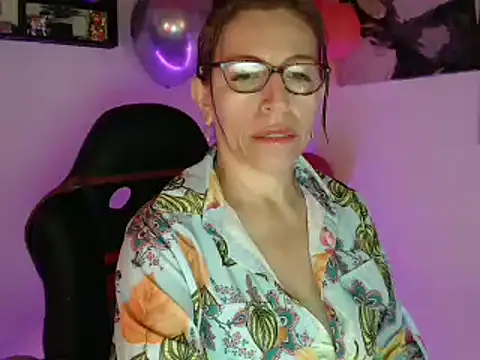 Chayla Ruiz online show from February 2025 01:17:02 PM