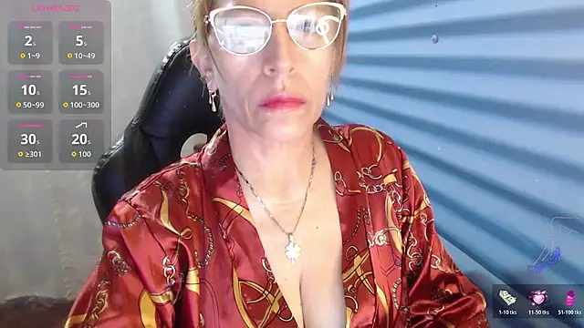 Chayla Ruiz online show from May 2026 10:23:01 AM