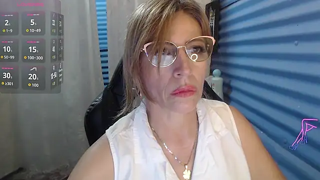Chayla Ruiz online show from June 2026 11:09:02 PM