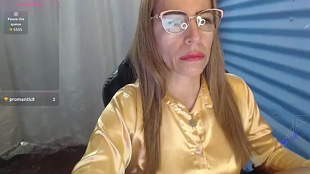 Chayla Ruiz online show from June 2026 12:36:01 PM