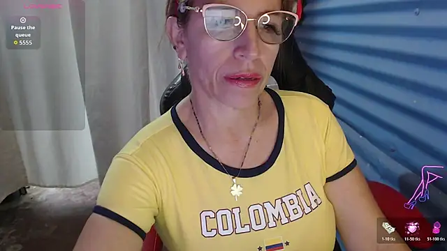 Chayla Ruiz online show from June 2026 09:27:02 PM