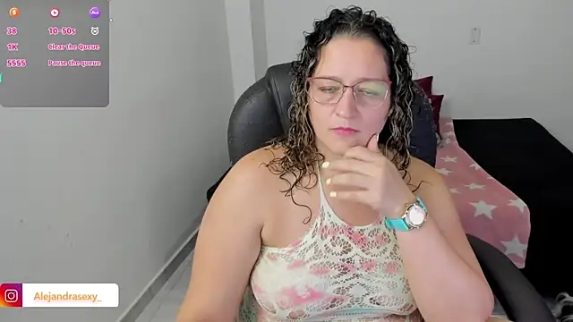 Snapshot of alejandra_milf_ chatting on June 2026 08:23:01 PM alejandra milf online show from June 2026 08:23:01 PM
