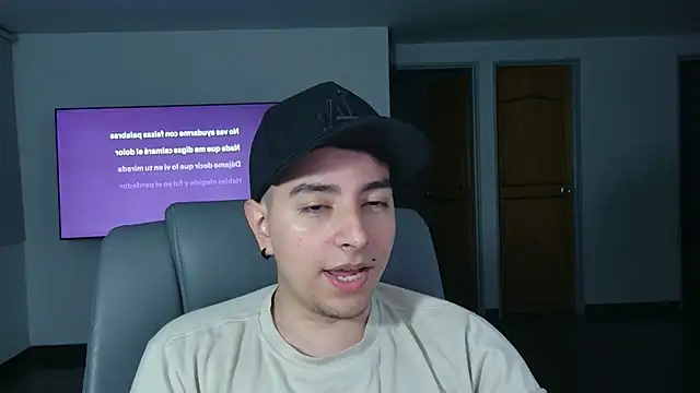 Snapshot of Jhoan_saenz chatting on November 2025 12:24:01 AM Jhoan saenz online show from November 2025 12:24:01 AM