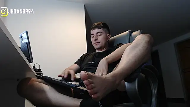 Jhoan saenz online show from April 2026 02:34:02 AM