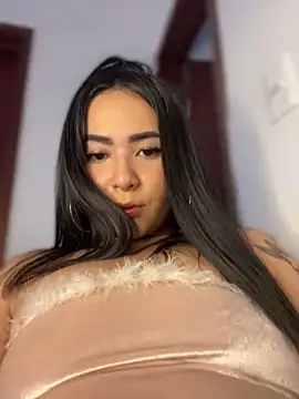 Snapshot of jailyncam_ chatting on December 2024 03:30:02 PM jailyncam online show from December 2024 03:30:02 PM