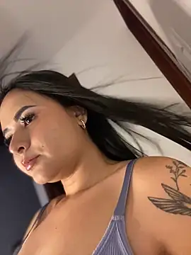 Snapshot of jailyncam_ chatting on February 2025 10:21:01 PM jailyncam online show from February 2025 10:21:01 PM