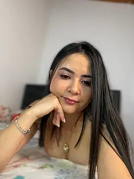 Snapshot of jailyncam_ chatting on February 2025 05:29:02 PM jailyncam online show from February 2025 05:29:02 PM