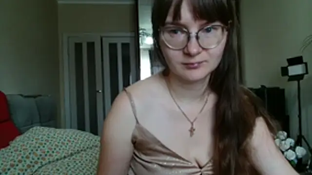 KiraGoldens online show from June 2026 06:27:02 AM