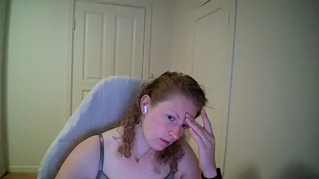 Girlnina-1995 online show from May 2026 07:49:02 AM