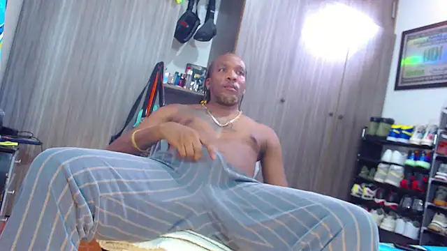 Snapshot of bigdickxblackx chatting on June 2026 08:29:02 PM bigdickxblackx online show from June 2026 08:29:02 PM