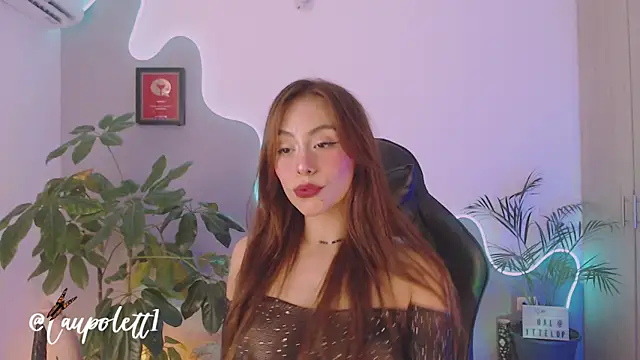 Snapshot of LauPolett chatting on December 2025 03:13:01 AM LauPolett online show from December 2025 03:13:01 AM