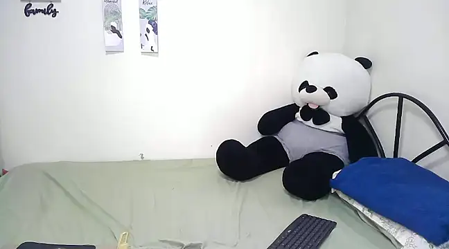 Snapshot of rihanna22 chatting on January 2025 03:53:02 PM rihanna22 online show from January 2025 03:53:02 PM