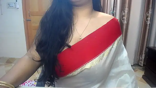 Snapshot of lady_maeda_ chatting on January 2025 08:55:01 PM lady maeda online show from January 2025 08:55:01 PM