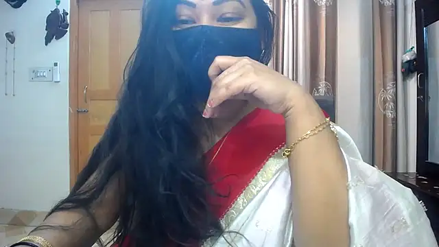 Snapshot of lady_maeda_ chatting on February 2025 10:45:01 PM lady maeda online show from February 2025 10:45:01 PM