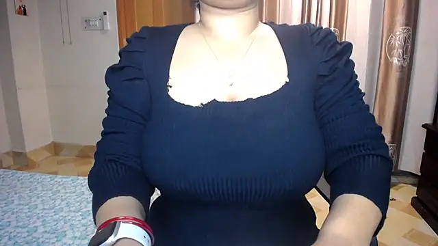 Snapshot of lady_maeda_ chatting on October 2025 05:23:02 PM lady maeda online show from October 2025 05:23:02 PM