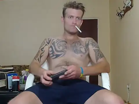 Snapshot of the-billy-blue chatting on February 2026 05:37:01 AM the-billy-blue online show from February 2026 05:37:01 AM