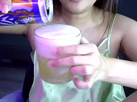 Bee 2k online show from October 2025 04:49:02 AM