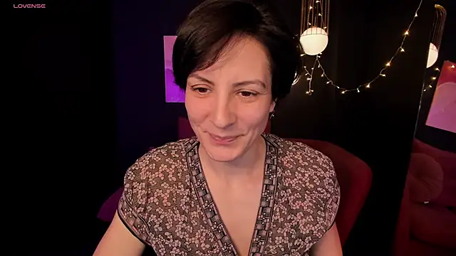 Snapshot of LorenDaze chatting on February 2025 02:16:02 PM LorenDaze online show from February 2025 02:16:02 PM